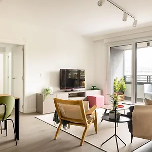 Santa Ana Junto A La Ria A Estrenar Garaje Y Wifi Incluidos , Bilbao Spain