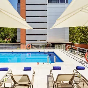 4* מלון Sercotel Aeropuerto