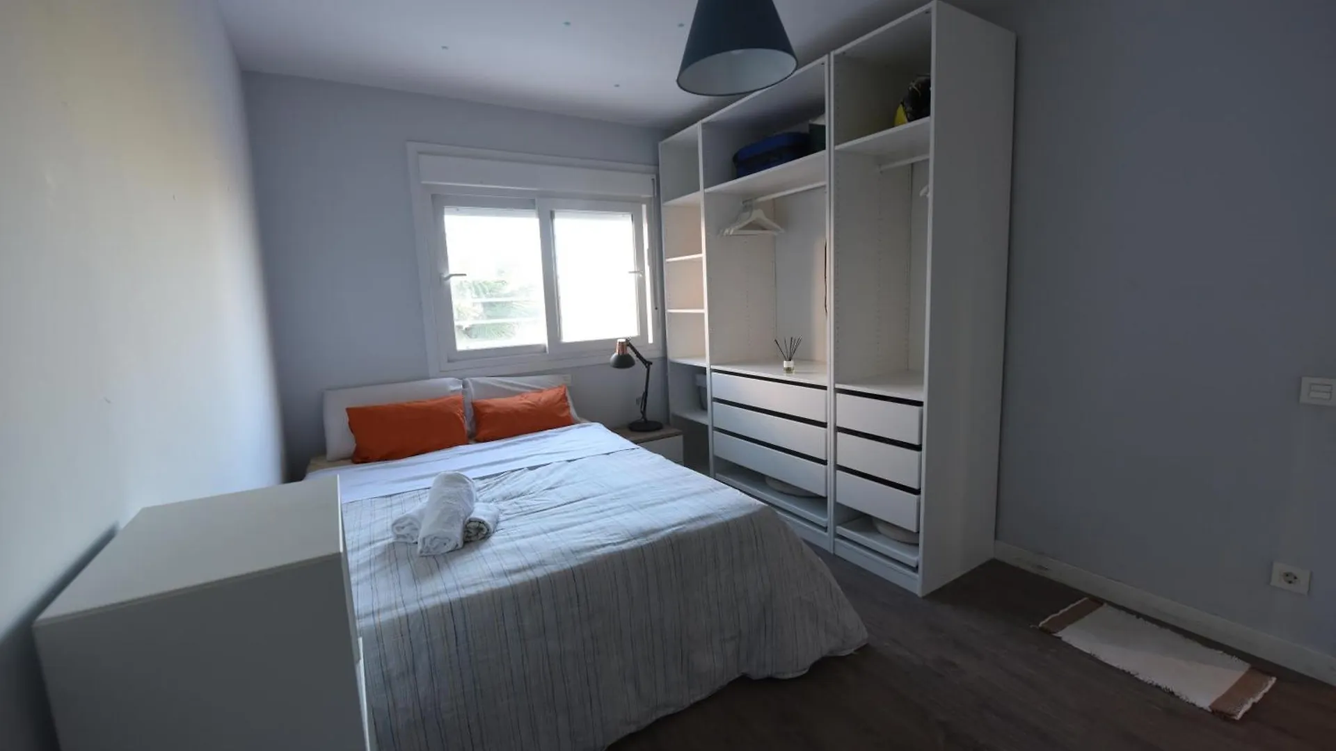 Habitaciones Privadas En Mi Acogedor Chalet - Private Rooms Madrid Spain